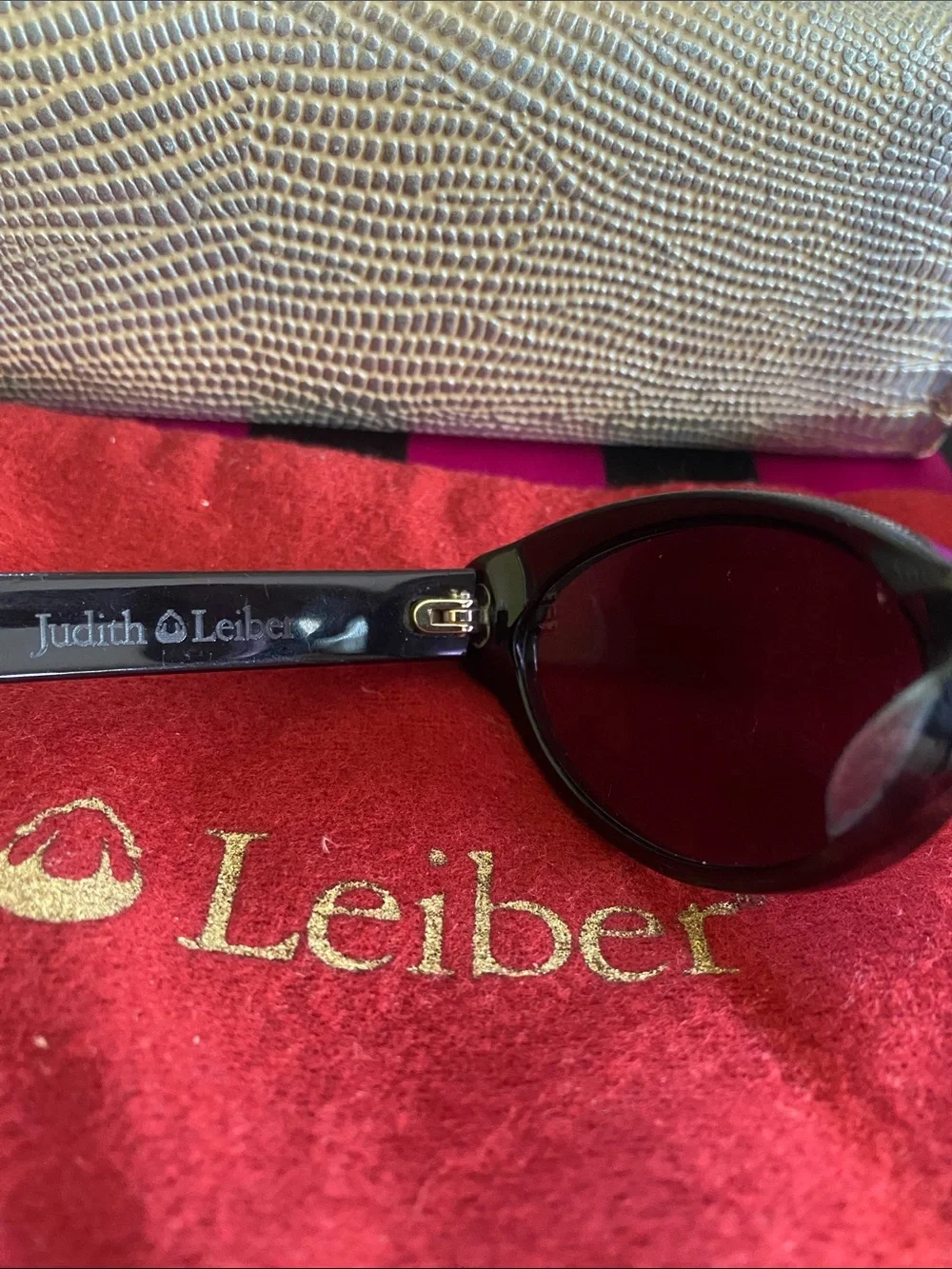 Judith Leiber Black Cat-Eye Sunglasses